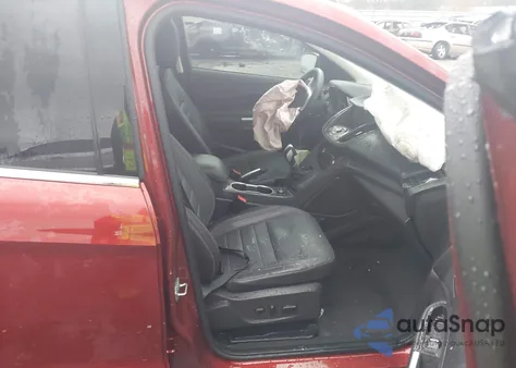 2016 Ford Escape Titanium z USA, uszkodzony, nr VIN 1FMCU0J94GUA20958